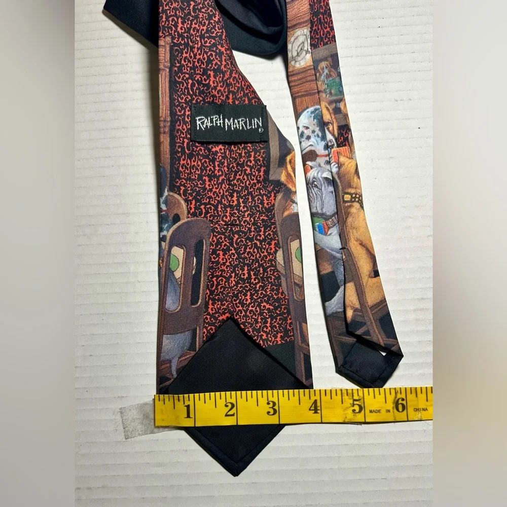 Ralph Marlin‎ Neck Tie Mens 58” Dogs Playing Poker 1994 Art Gambling Animals